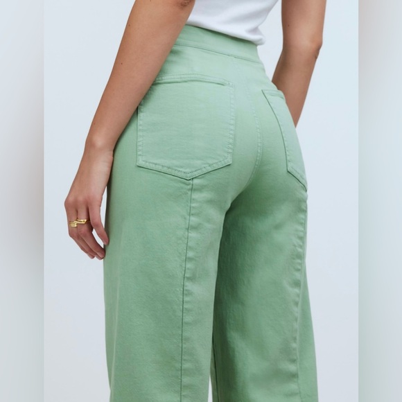 The Petite Emmett Wide-Leg Crop Pant: Welt Pocket Edition - Picture 4 of 5